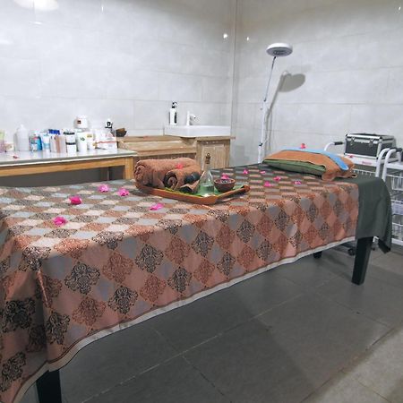 Coco Breeze Spa Hotel Гили Еър Екстериор снимка