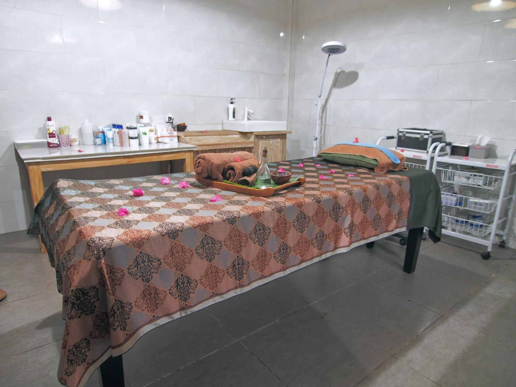 Coco Breeze Spa Hotel Гили Еър Екстериор снимка